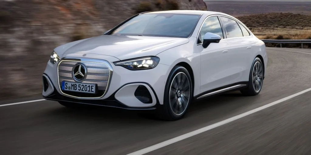 Elektrikli Mercedes C-Serisi resmen satışa çıktı