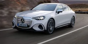Elektrikli Mercedes C-Serisi resmen satışa çıktı