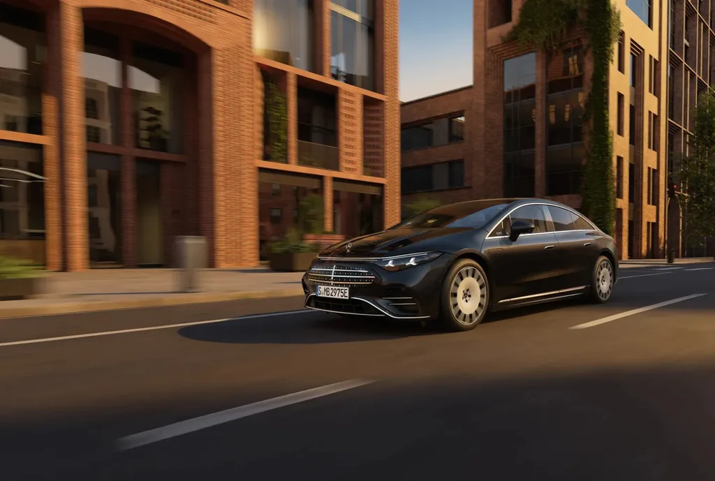 Mercedes EQS geri döndü ve menzil konusunda sınırları zorluyor