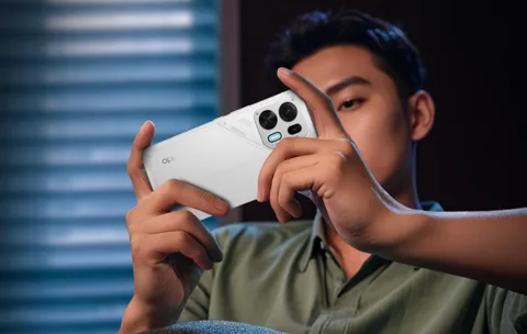 Oppo K15 Pro serisi sahnede: Güç, performans ve büyük pil