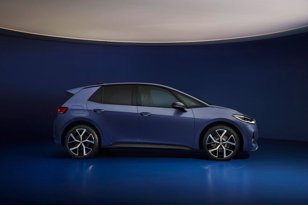 Volkswagen ID.3 Neo 630 km menzil ve yeni kokpitle sahneye çıktı