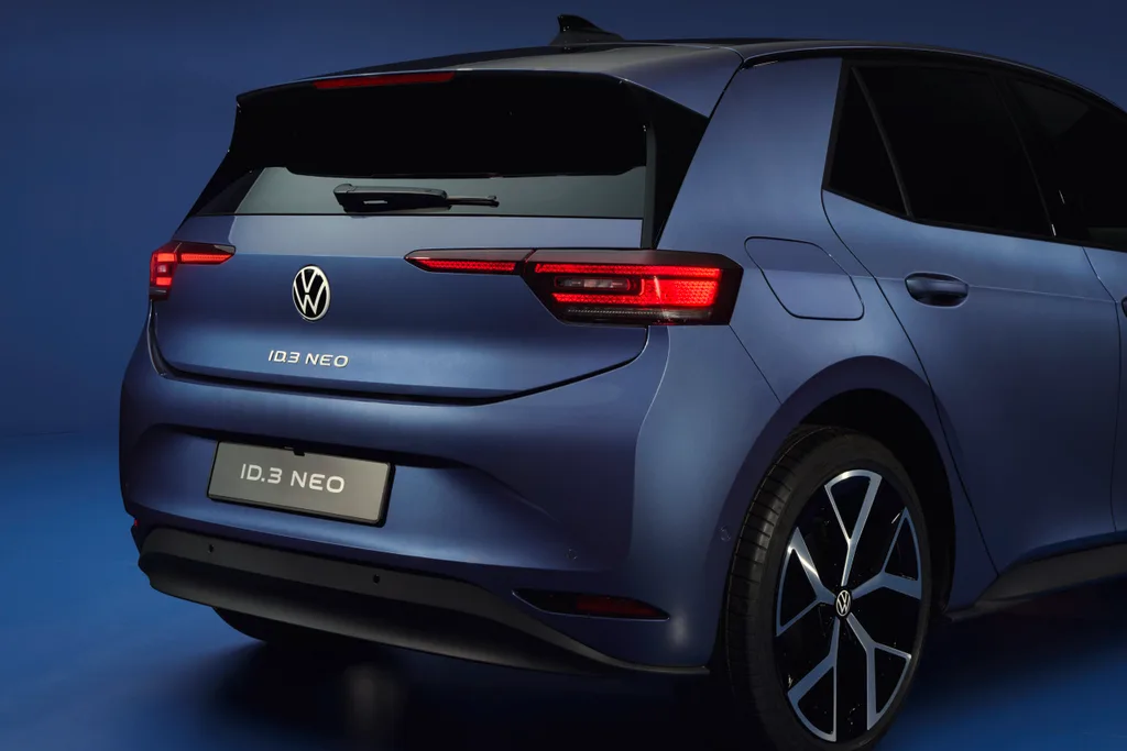 Volkswagen ID.3 Neo 630 km menzil ve yeni kokpitle sahneye çıktı