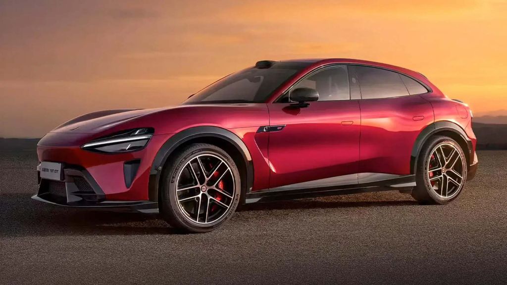 Xiaomi YU7 GT 990 beygirle performans SUV ligine girdi