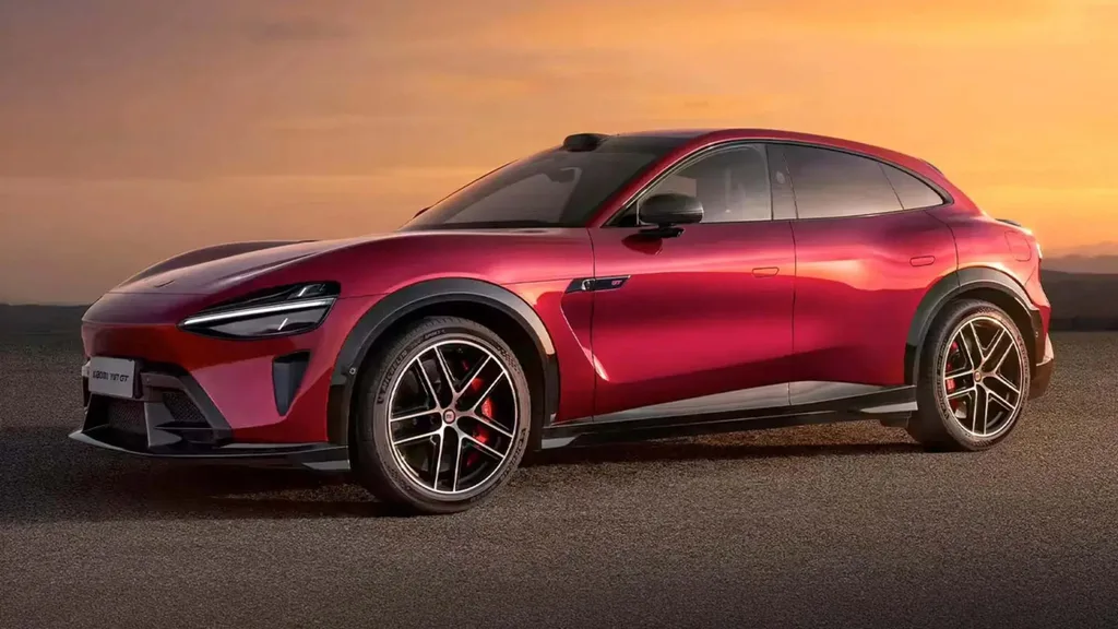 Xiaomi YU7 GT 990 beygirle performans SUV ligine girdi