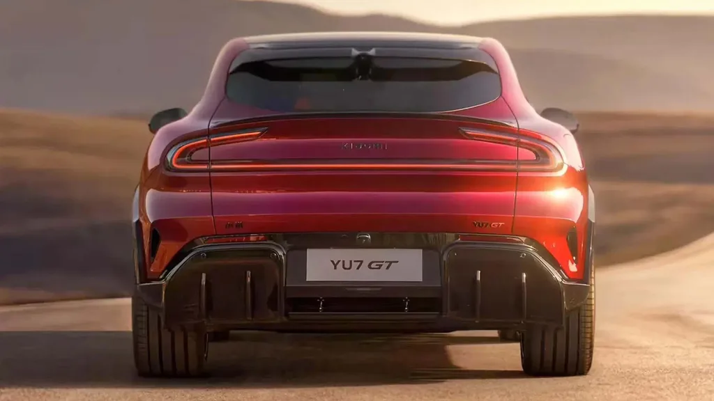 Xiaomi YU7 GT 990 beygirle performans SUV ligine girdi