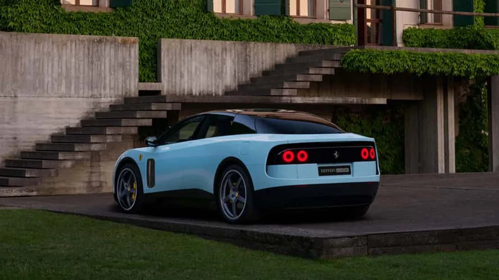 Ferrari Luce, 550 bin euroluk elektrikli GT olarak sahneye çıktı