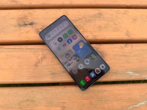 Galaxy S27, BOE ekranla Samsung için kritik sınava çıkacak