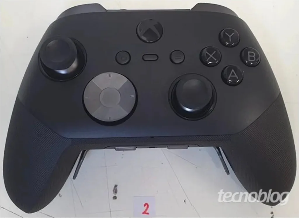 Xbox Elite Controller 3 görselleri resmi kayıtlar üzerinden ortaya çıktı