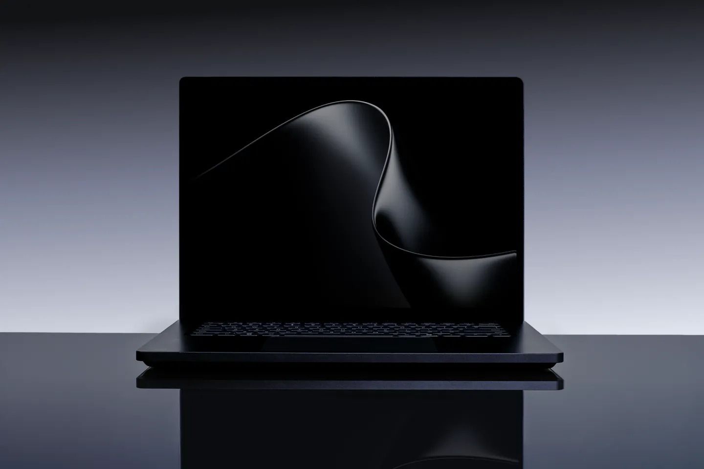 NVIDIA RTX Spark işlemcili Surface Laptop Ultra tanıtıldı