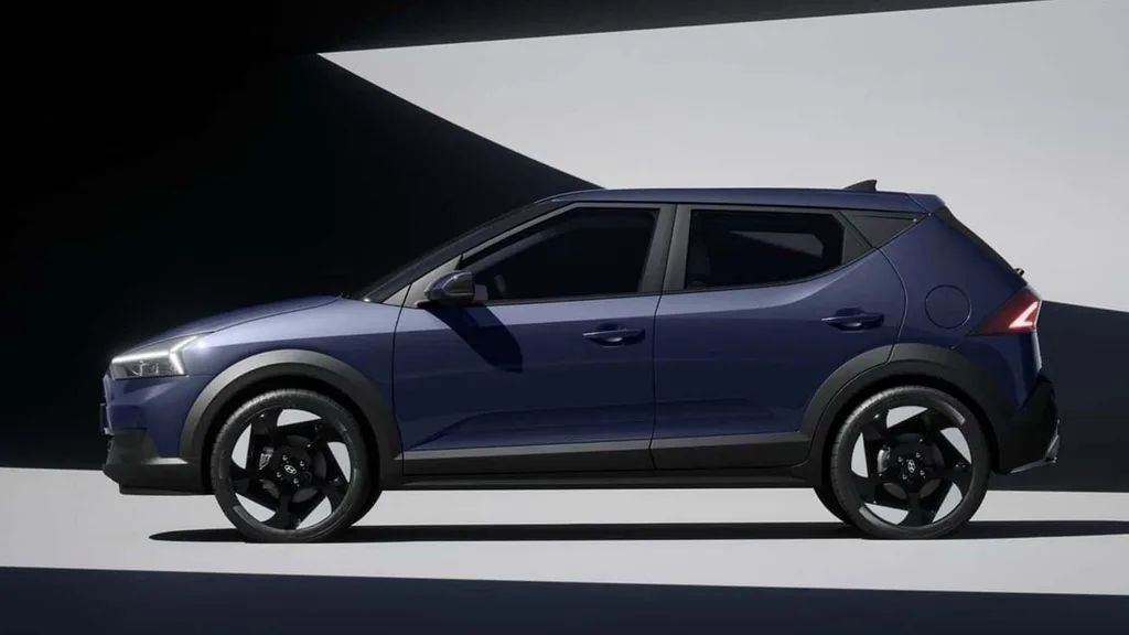 Yeni Hyundai i20 çift ekranlı kabiniyle sızdı