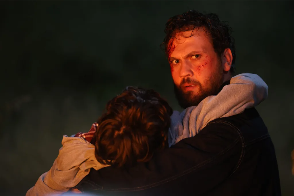 Netflix’in yeni Türk dizisi Eve Giden Yol’un çekimleri başladı