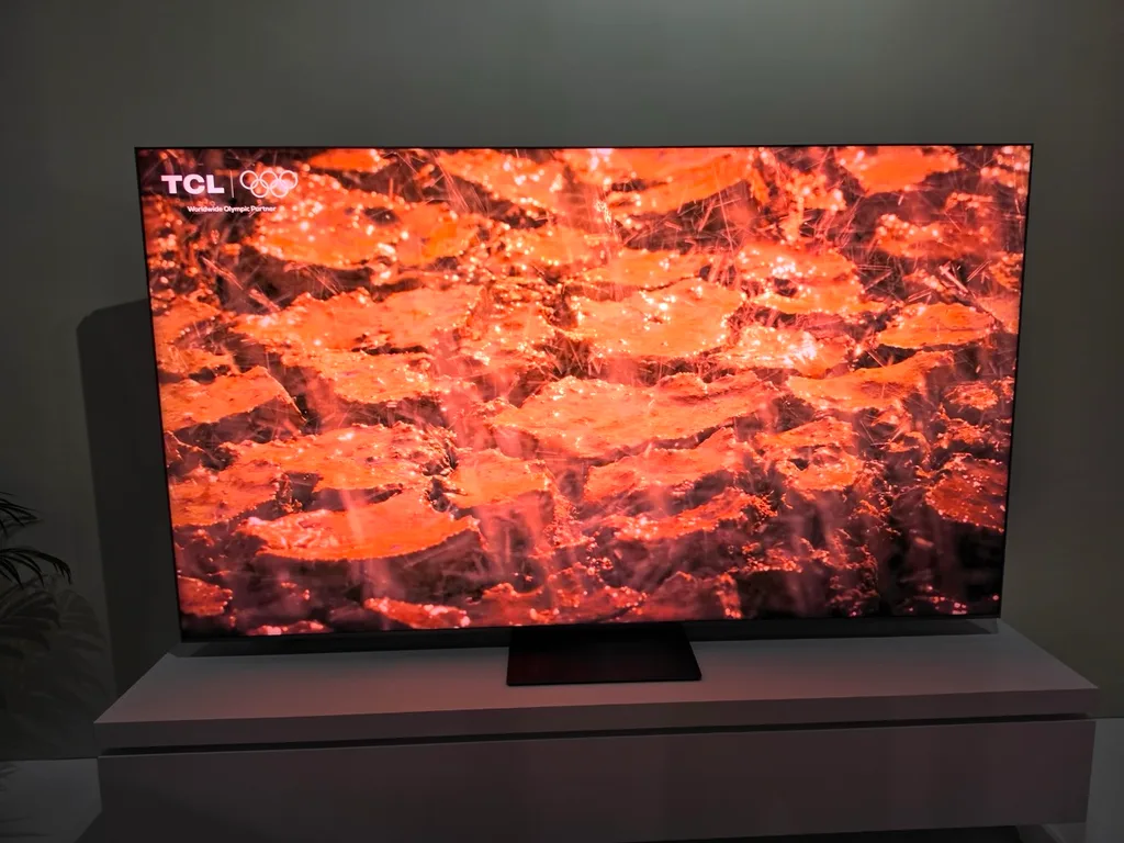 TCL C8L, C7L ve Q7D Pro Türkiye’de vitrine çıktı