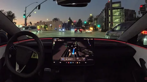 Tesla için Avrupa’da FSD kaynaklı hukuki baskı artıyor
