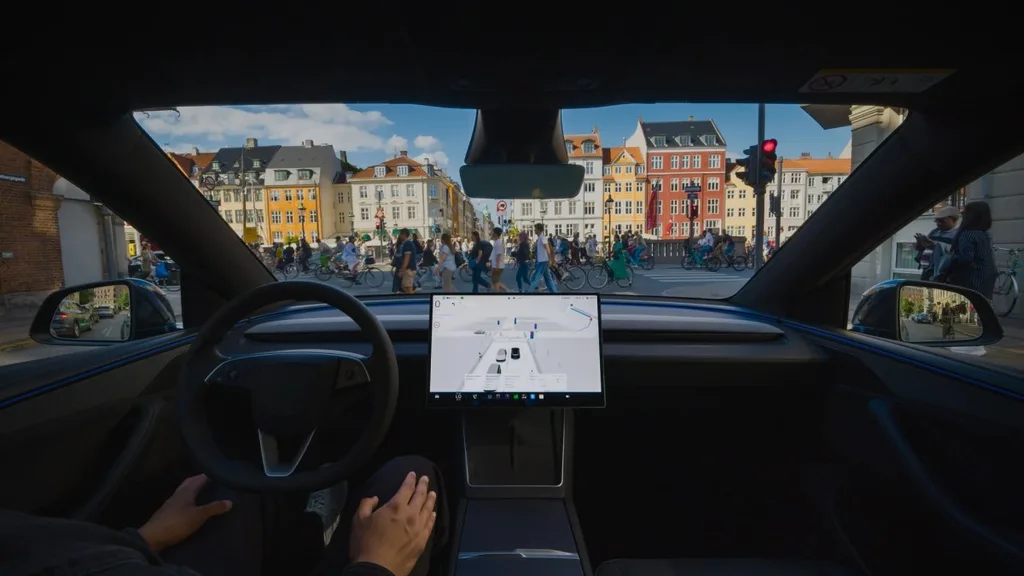 Tesla’nın FSD sistemi Avrupa’da bir ülkeden daha onay aldı