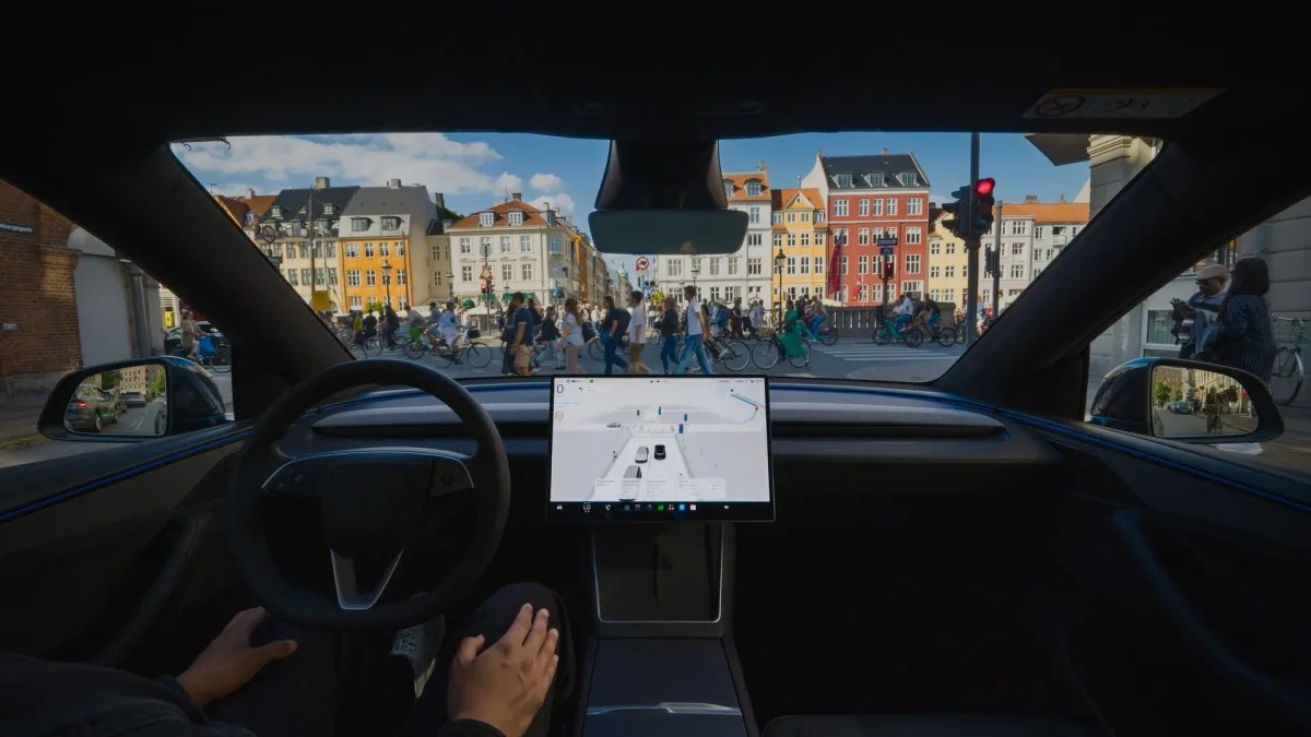 Tesla’nın FSD sistemi Avrupa’da bir ülkeden daha onay aldı