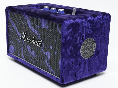 Marshall Acton III, Hendrix’in sahne stiline büründü