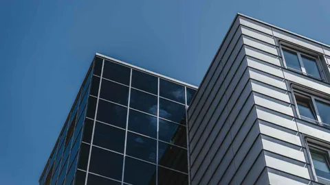 Pencere camı güneş paneli gibi elektrik üretecek