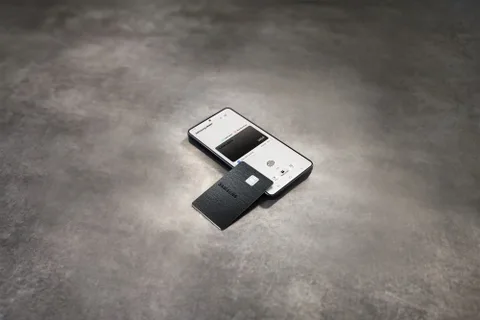 Samsung ilk kredi kartı Galaxy Card’ı duyurdu