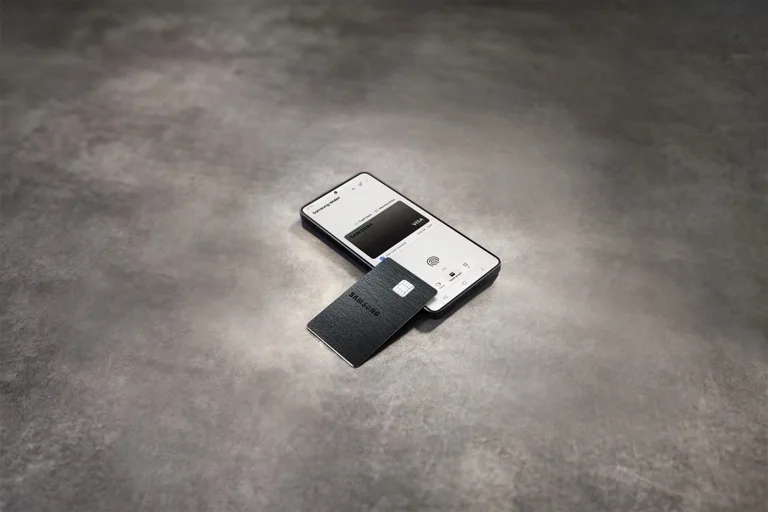 Samsung ilk kredi kartı Galaxy Card’ı duyurdu