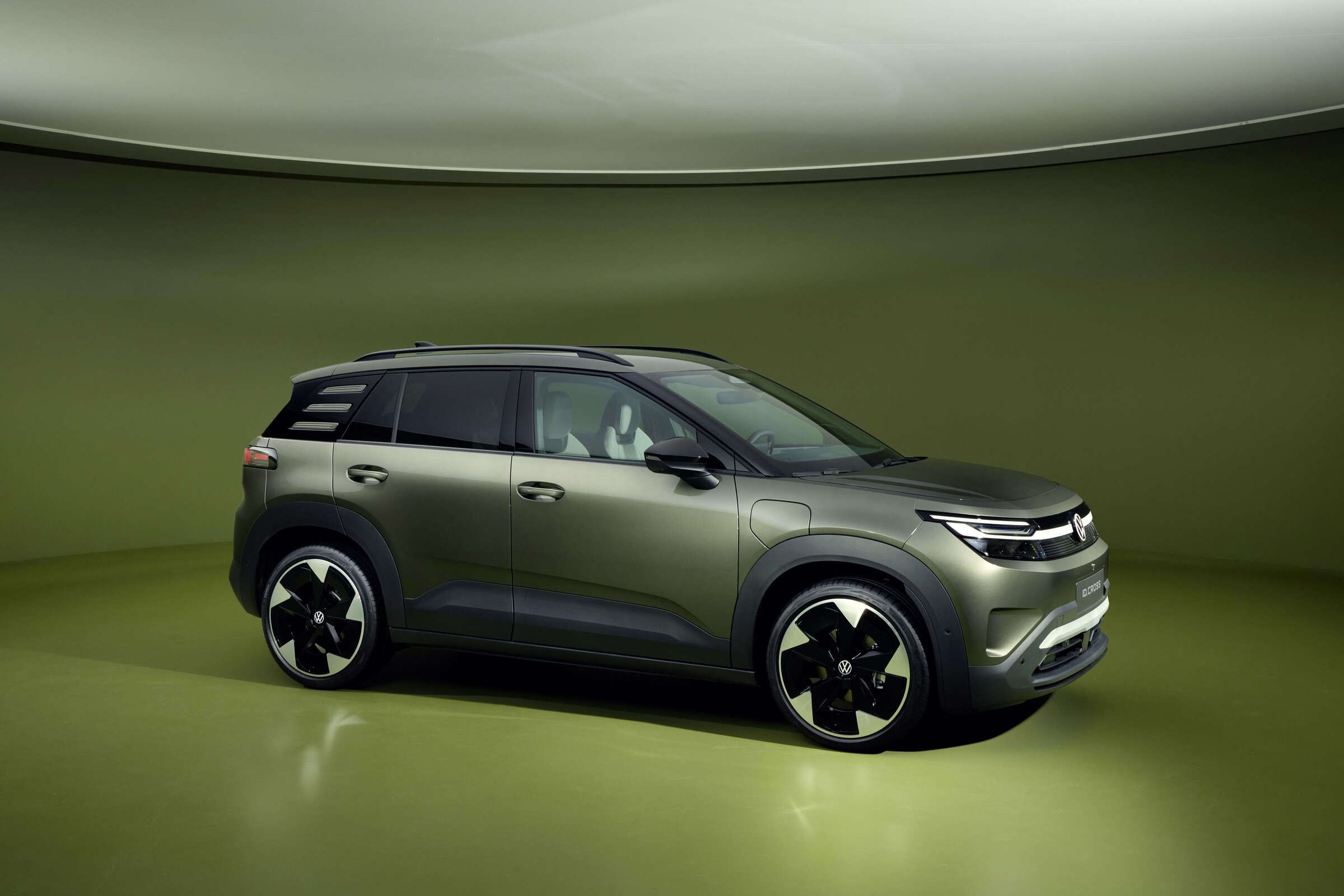 Volkswagen fiziksel düğmeli ID. Cross ile elektrikli SUV yarışını kızıştırıyor