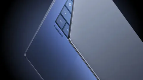 Dell XPS 13 Googlebook sızıntısı OLED ekranı ve 32 GB RAM’i gösterdi