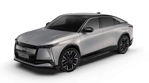 DS N°8 Türkiye’de 4.990.000 TL’ye 710 km menzil sunuyor