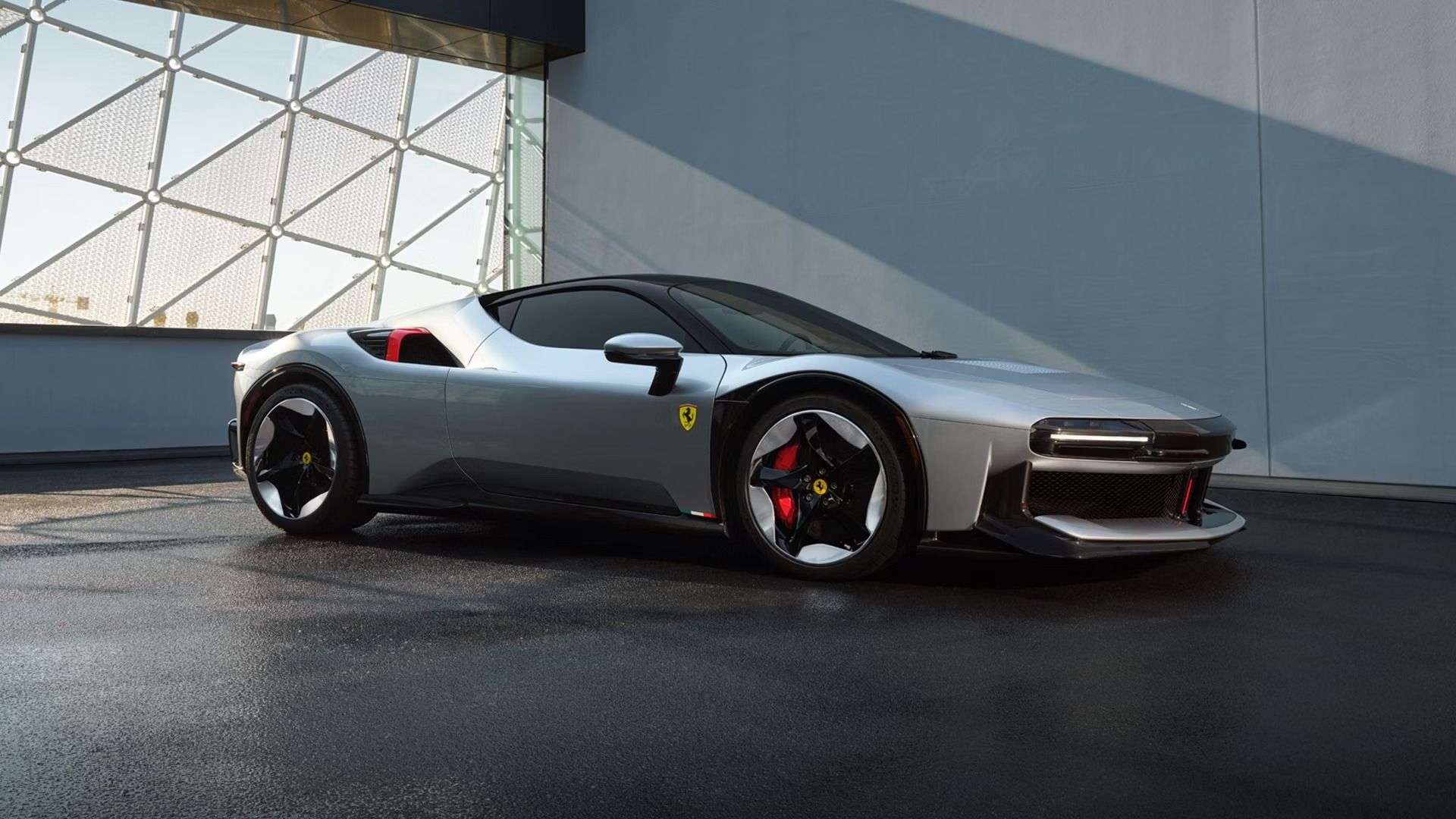 Ferrari CZ26 yalnızca bir adet üretildi ve 1.000 cv güç sunuyor