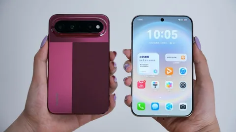 Huawei Pura X View sıra dışı ekranıyla diğer telefonlardan ayrılıyor