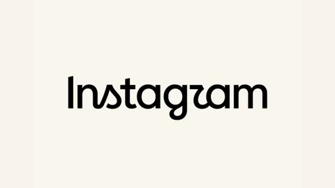 Instagram 10 yıllık logosunu değiştirdi, yeni yazı tipi tartışma yarattı