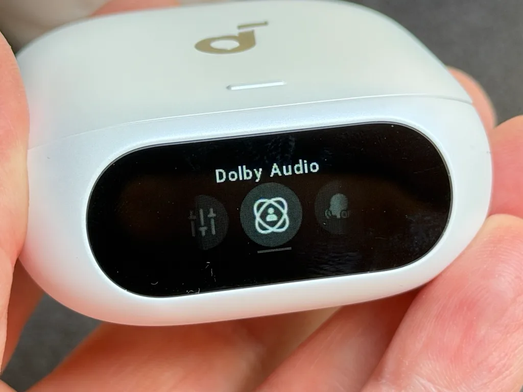 Yapay zeka ve ekranlı kutu fark yaratıyor mu? Soundcore Liberty 5 Pro İncelemesi