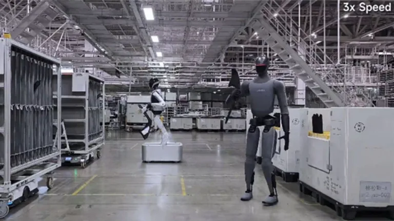 Xiaomi 1,7 metrelik insansı robotunu ilk kez halka çıkarıyor