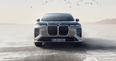 Yeni BMW 7 Serisi Türkiye’de 21,5 milyon TL’den başladı