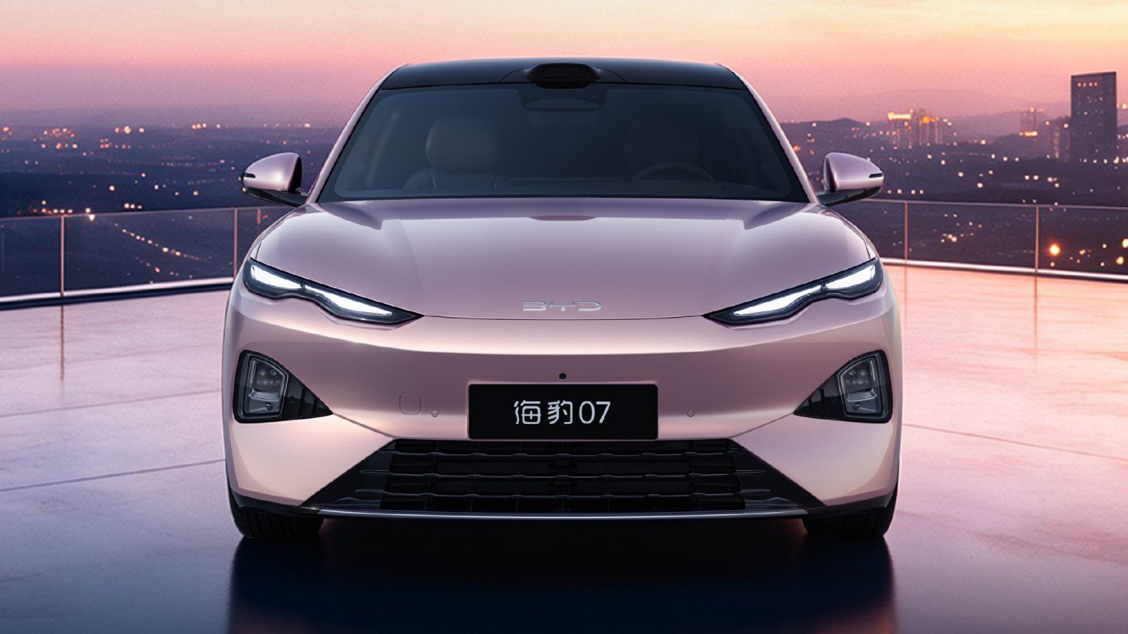 Yeni BYD Seal 07 göründü: Sedan büyüdü, motor seçenekleri netleşti