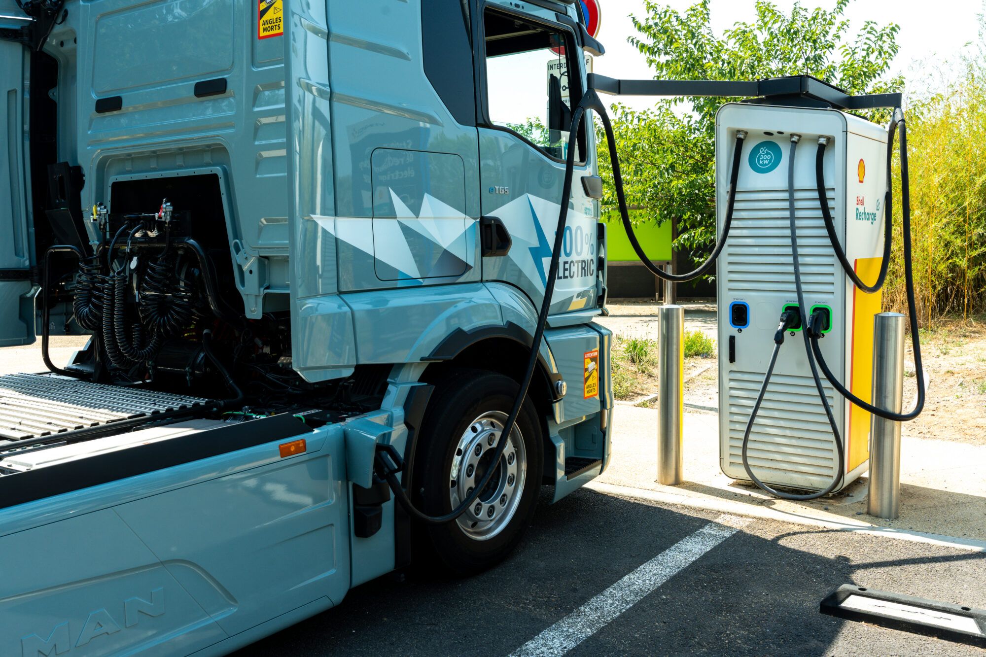 Avrupa’da elektrikli kamyonların şarj talebi 2035’te 100 TWh’ye ulaşabilir