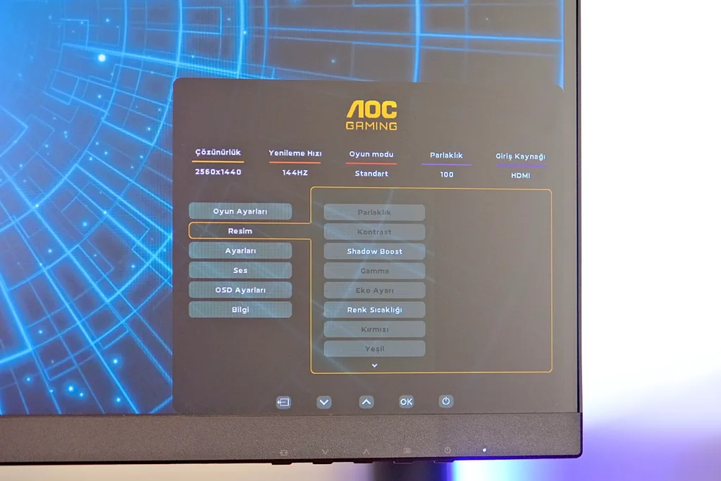 Oyun monitörü iş ve film için nasıl? AOC Q27G4XF İncelemesi