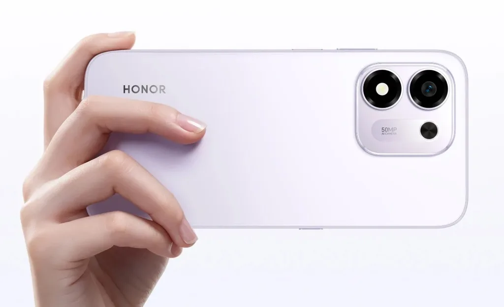 Honor Play 11, 8300 mAh pili ve IP69K korumasıyla geldi