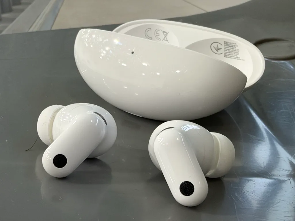 Kısa saplı tasarım ve dengeli ses nasıl bir araya geliyor? Huawei FreeBuds Neo İncelemesi