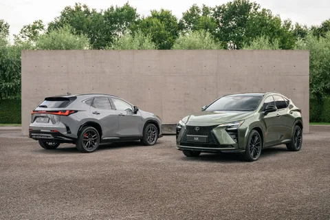Yeni Lexus NX daha büyük batarya ve yeni kabinle geliyor