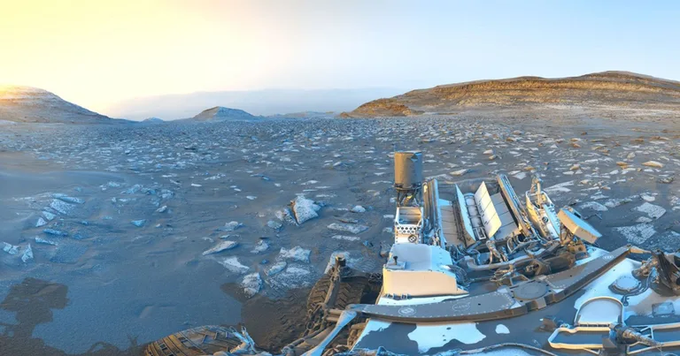 Curiosity’nin 5.000’inci Mars gününden kartpostal geldi
