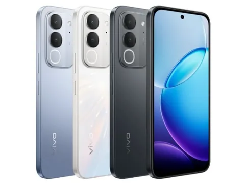 Vivo Y600i 8000 mAh pil ve 120 Hz ekranla geldi