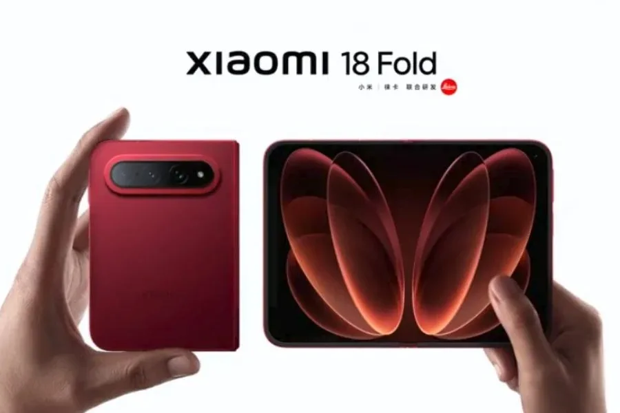 Xiaomi 18 Fold pasaport boyutundaki tasarımıyla ortaya çıktı