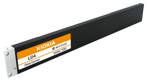 Kioxia LD4’te 122,88 TB tasarımı doğruluyor, iki kapasitede örnek gönderiyor