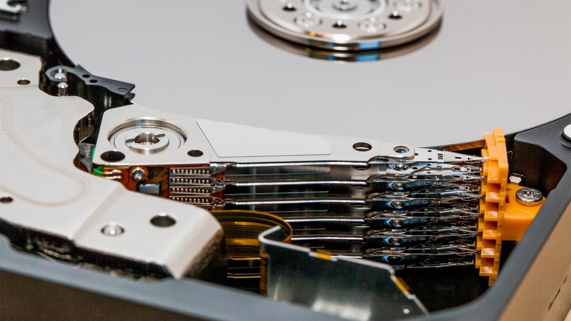 Toshiba HDD üretimini iki katına çıkarmaya hazırlanıyor