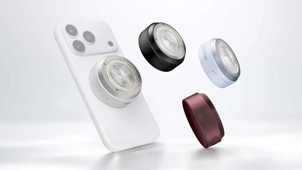 Godox A2, telefona 93 gramlık xenon flaş ve LED ışık ekliyor