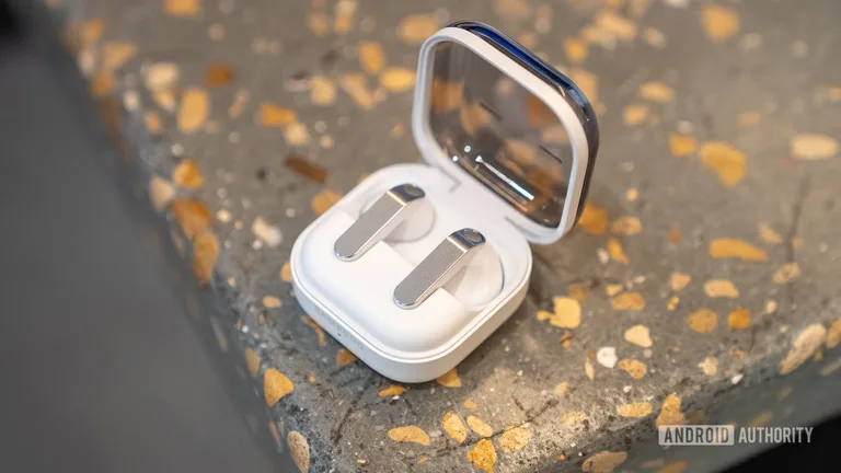 Galaxy Buds uygulamasındaki ısınma talimatı Samsung’un destek belgesinden ayrılıyor