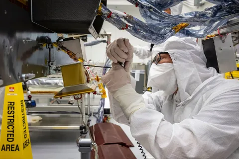 NASA’nın Dragonfly aracı, Titan’a inişini simülasyonda tamamladı