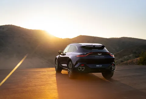 Aston Martin DBX GT, 727 PS gücü daha sessiz kabinle sunuyor
