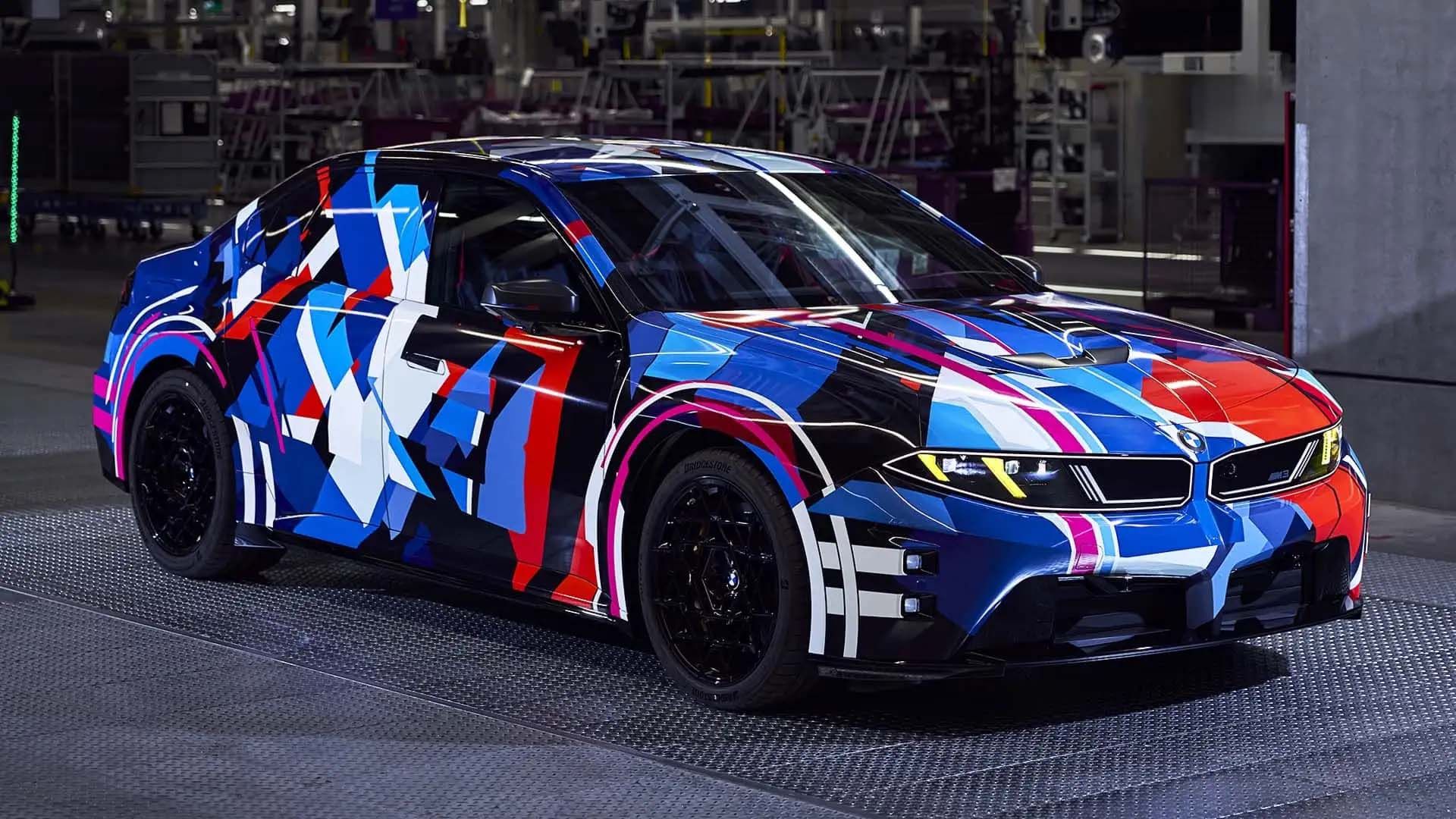 BMW M üretimi bir milyon barajını Fire Orange M3 ile aştı