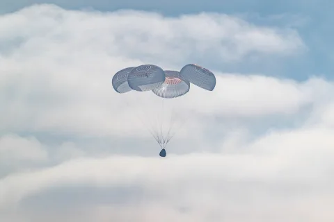 Crew-12 ekibi 237 günlük uzay görevinden Dünya’ya döndü
