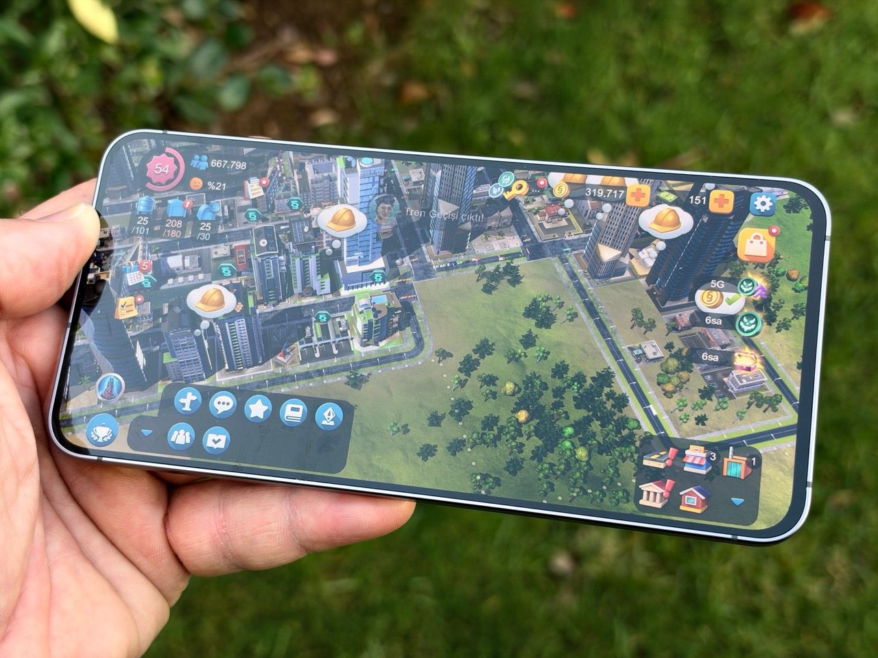 Galaxy S26 FE’de SimCity BuildIt oyunu